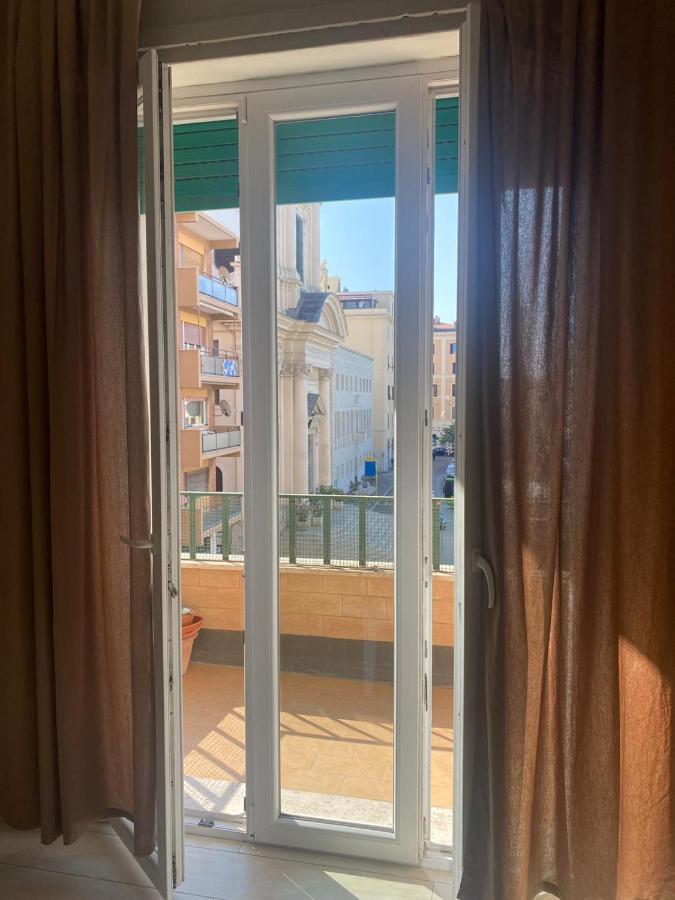 Md House Bed & Breakfast Чивитавекия Екстериор снимка