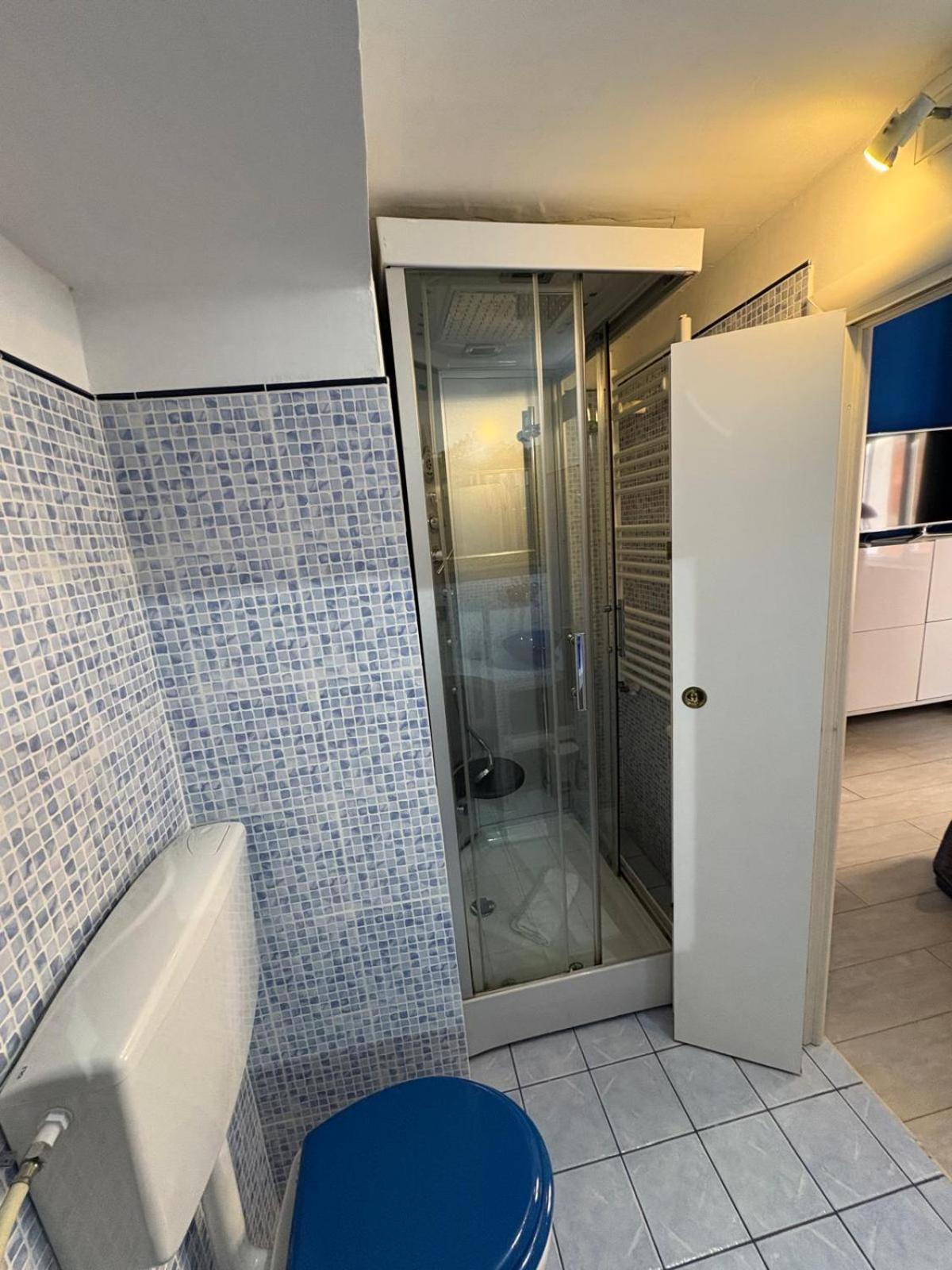 Md House Bed & Breakfast Чивитавекия Екстериор снимка
